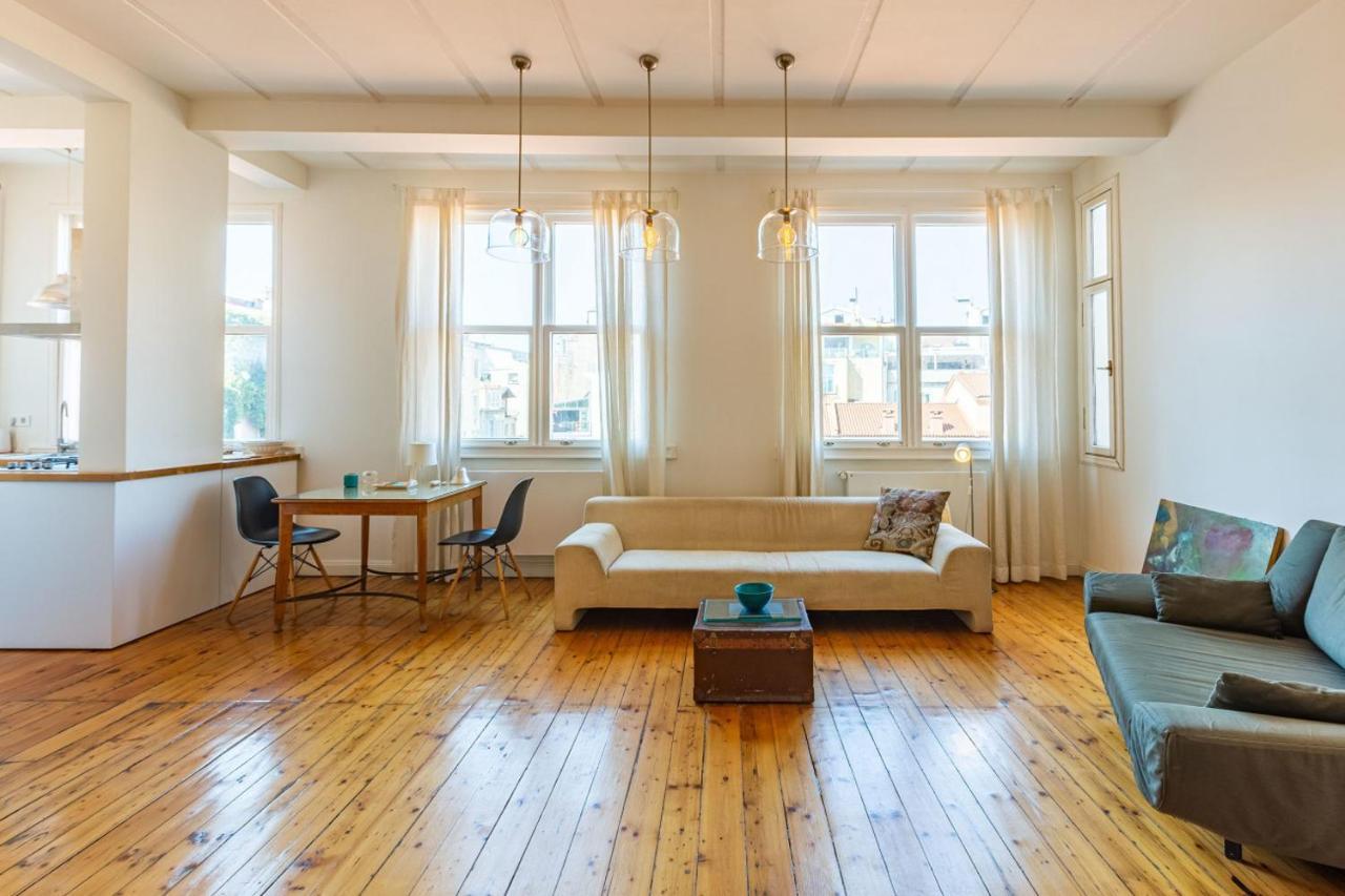 Eclectic Near Galata Tower In Beyoglu İstanbul